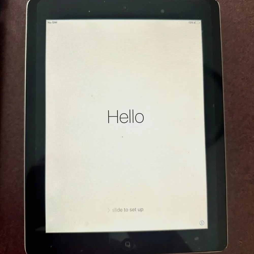 Apple iPad 3rd Generation WiFi + Cellular 32GB Space Grey Fully Unlocked